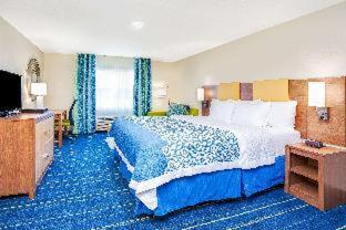 פרמרס בראנץ' Arya Inn & Suites חדר תמונה